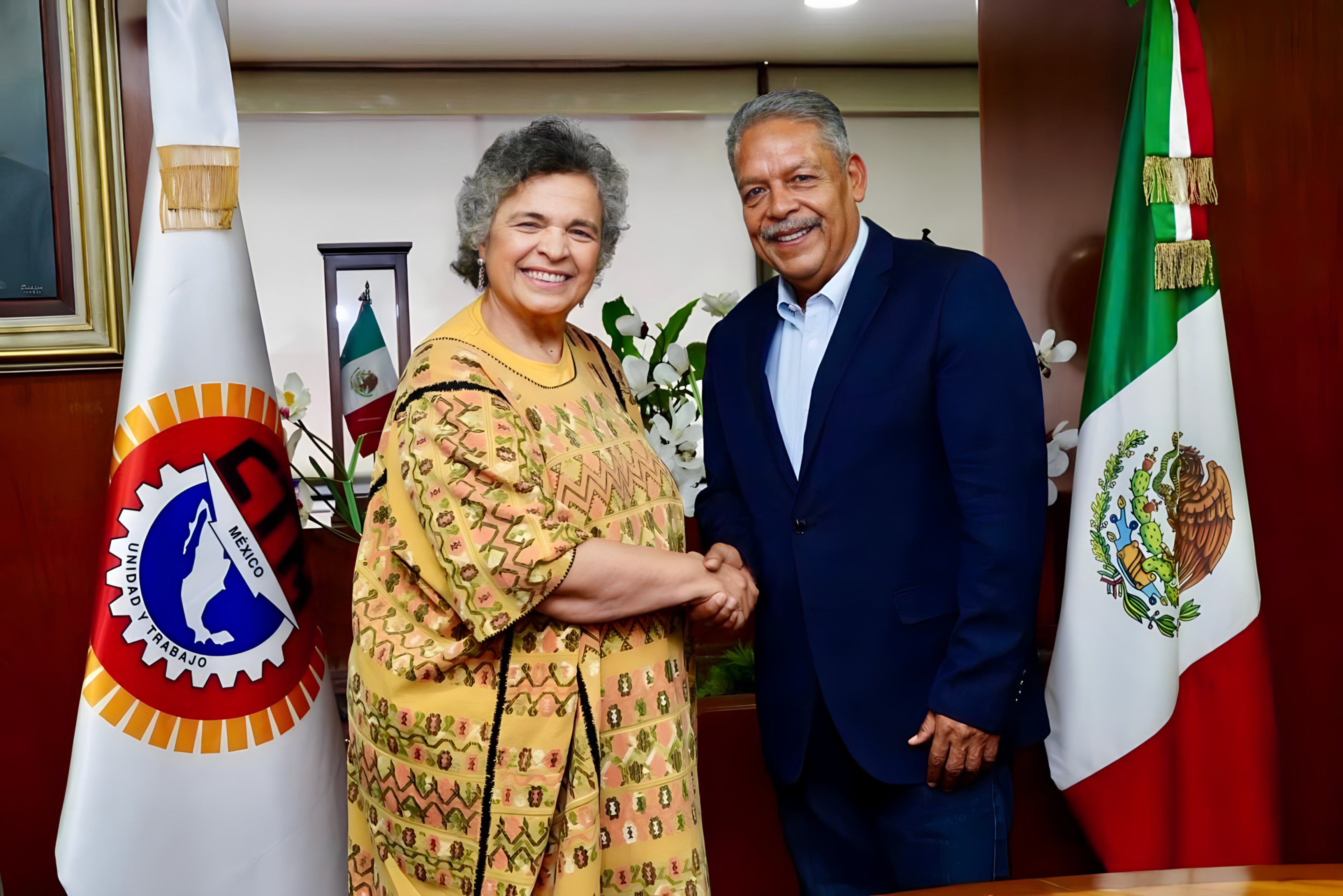 Encuentro con a Lic. Beatriz Paredes Rangel