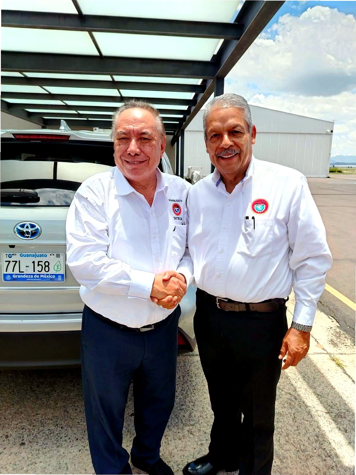 Tereso Medina recibe la Presea Don Dimas Rangel Fernández.