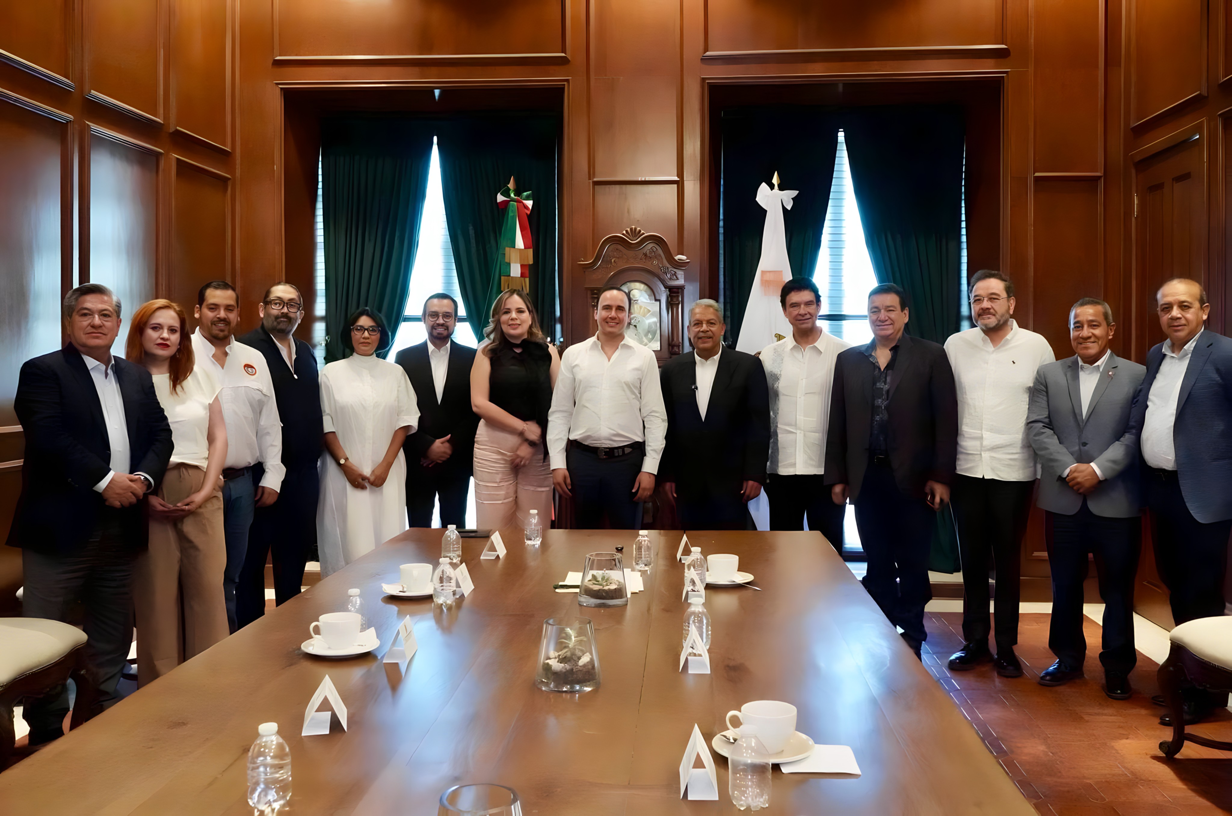 Diálogo institucional con el Gobernador de Coahuila.
