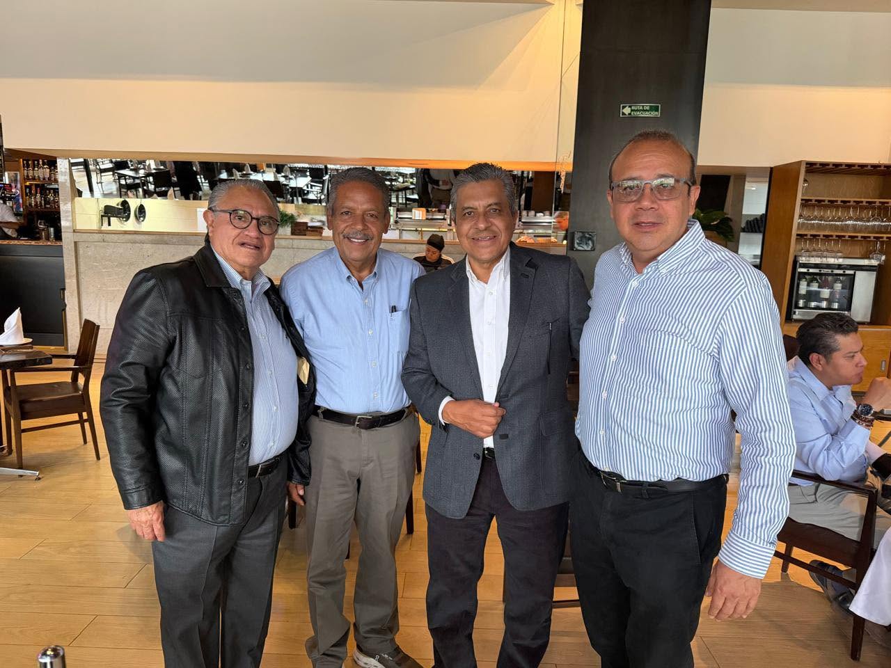 Reunión con Director del Área de Ductos de Grupo Carso y compañeros del Comité Nacional de la CTM.
